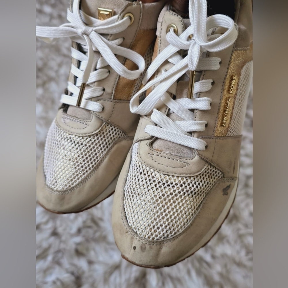 Micheal Kors Women's Billie Trainers Cream Colored Sneakers Size 9.5M🌴 - Picture 9 of 10
